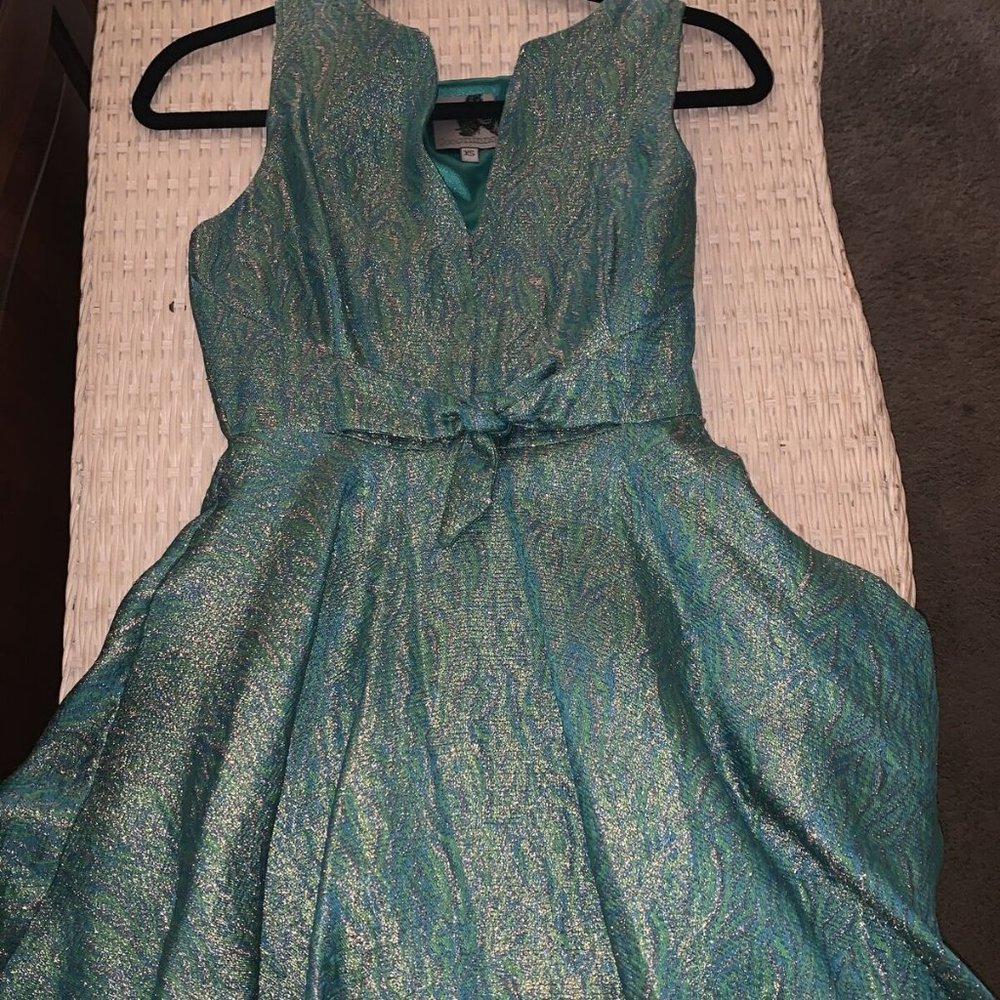 EUC Coconinno Turquoise gold fit and flare cocktail party dress retro xs.